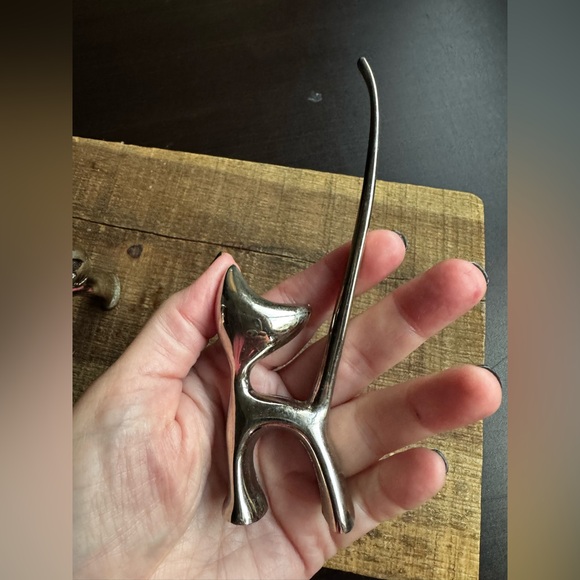 SET OF 2 Chrome Long Tailed Cat Ring Holder Mcm Vintage - Picture 5 of 14